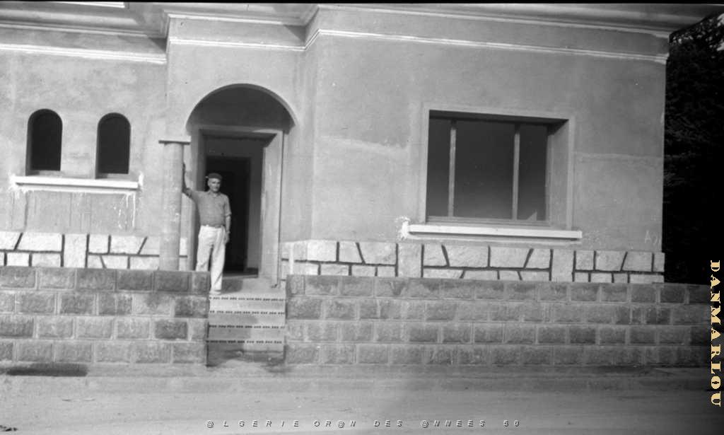 03 HOMMAGE A UN MACON DE MAISON 1953.jpg